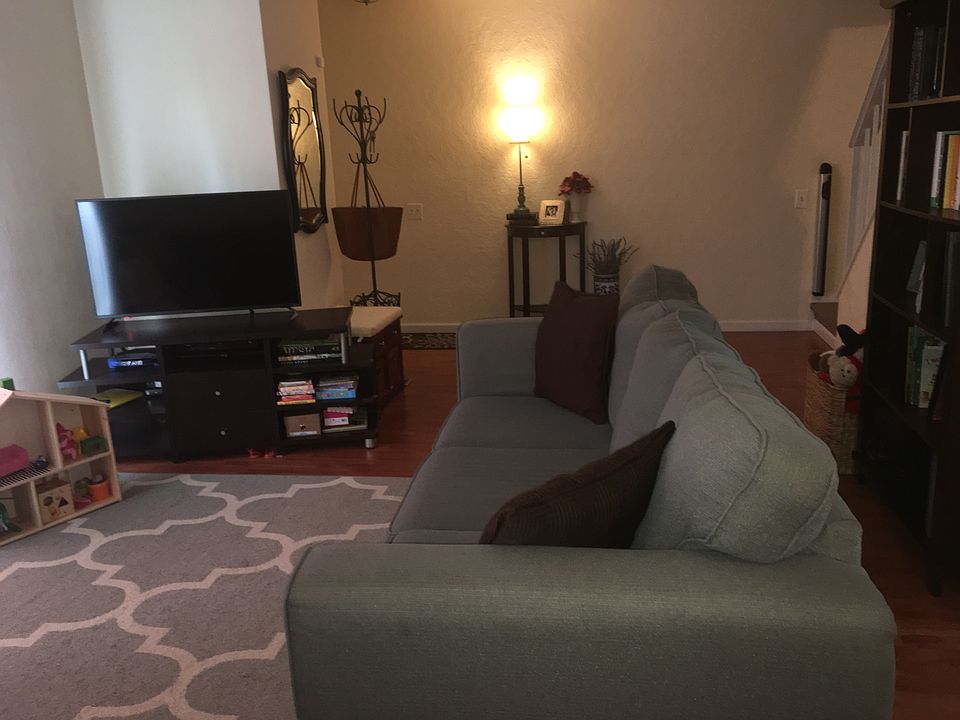 1st image of 10460 Briarbend Dr