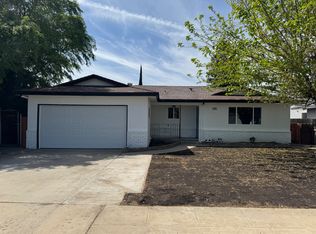 2880 Fine Ave, Clovis, CA 93612