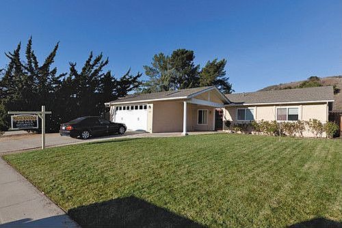 5th image of 141 Sharon Pl