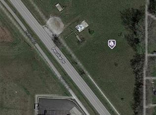 650 S Peculiar Dr, Peculiar, MO 64078