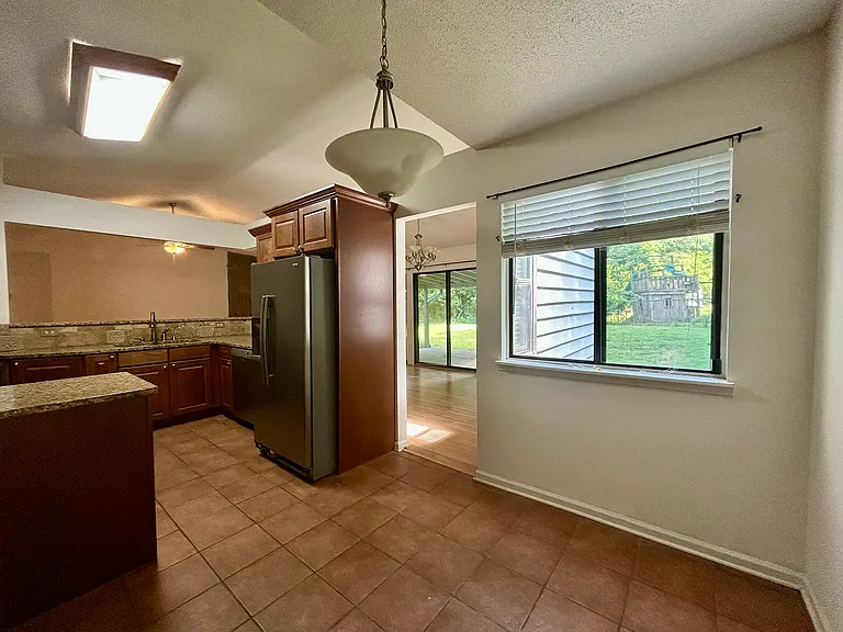 19 Briar Gate Ln — Photo 14