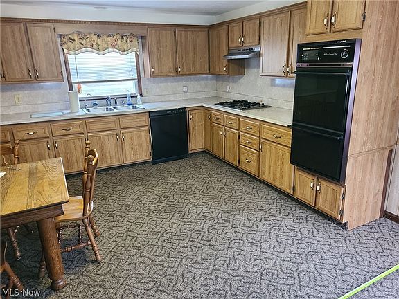 4th image of 1031 Camden Ave SW
