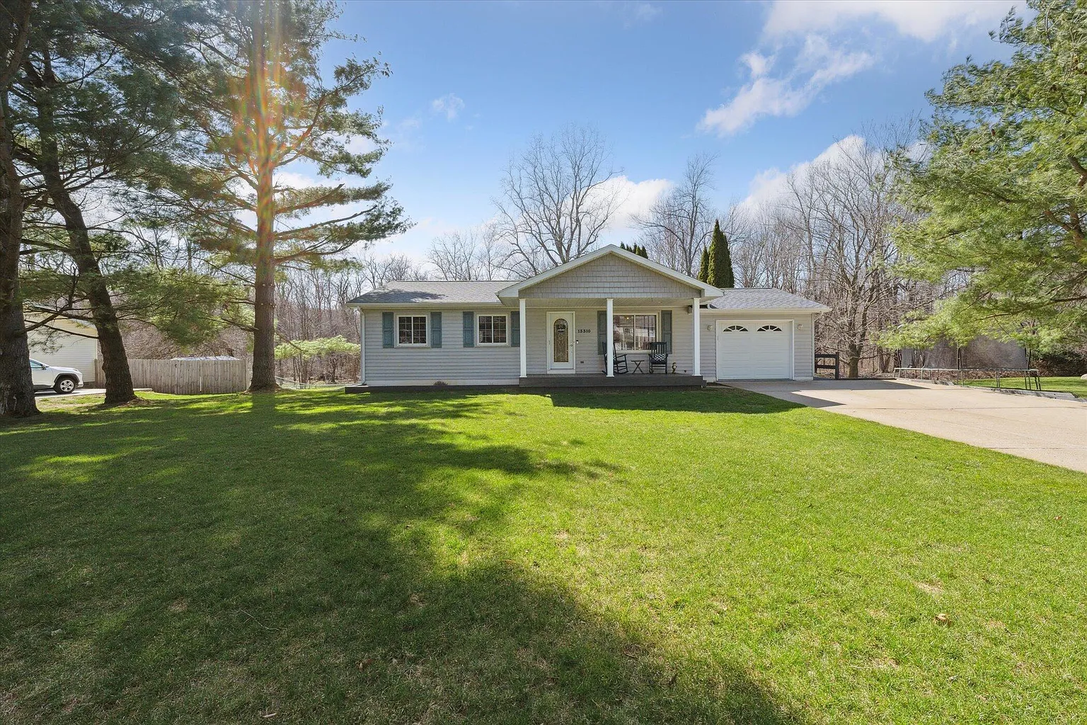 13310 Heather Ln photo 1