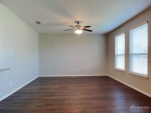 3rd image of 125 Creek Terrace Dr