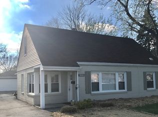 9904 S Pulaski Rd, Oak Lawn, IL 60453