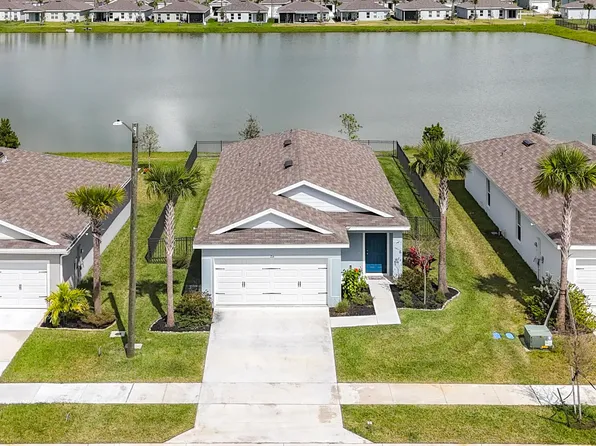 214 Raspberry Road, Fort Pierce, FL 34981