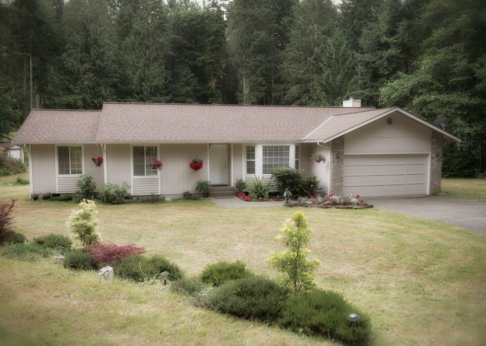 1st image of 14018 98th St Ct N