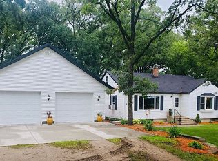 2110 Pioneer Rd SE, Alexandria, MN 56308