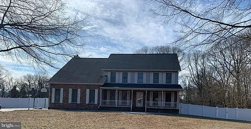 101 Tarks Ln Photo 1