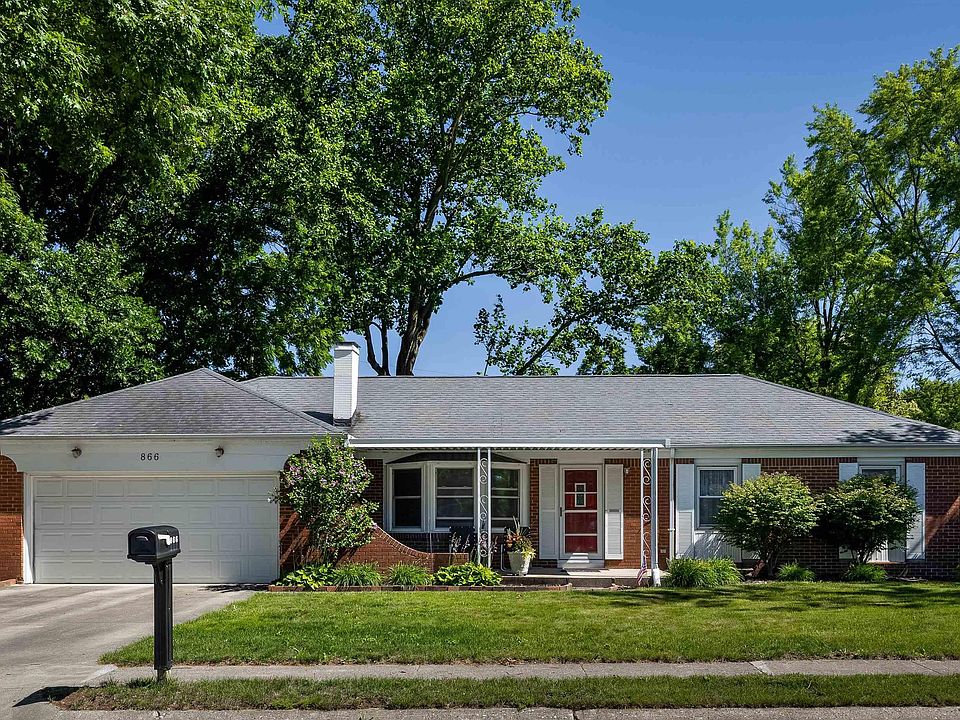 1st image of 866 Barlow St