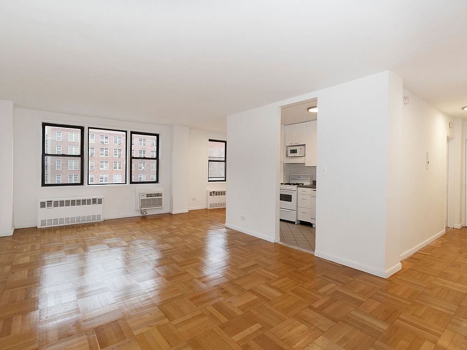 1st image of 150 E 18th St APT 14B