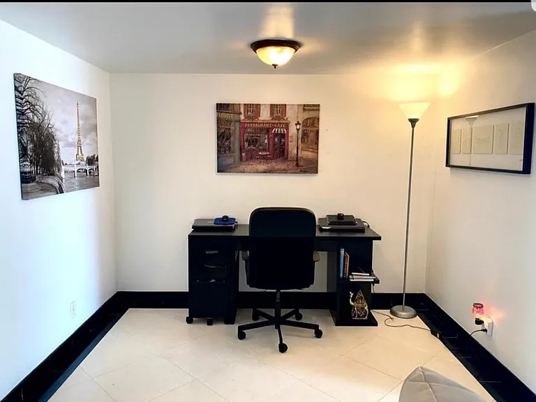 Den office space