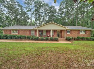 814 Troy Candor Rd, Troy, NC 27371