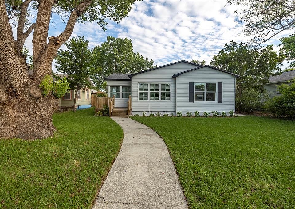 1st image of 2636 8TH AVENUE N