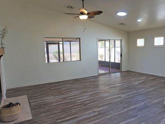4th image of 3114 Candlewood Way