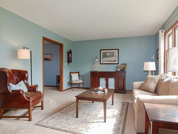 3rd image of 24310 W Greenberg Ct