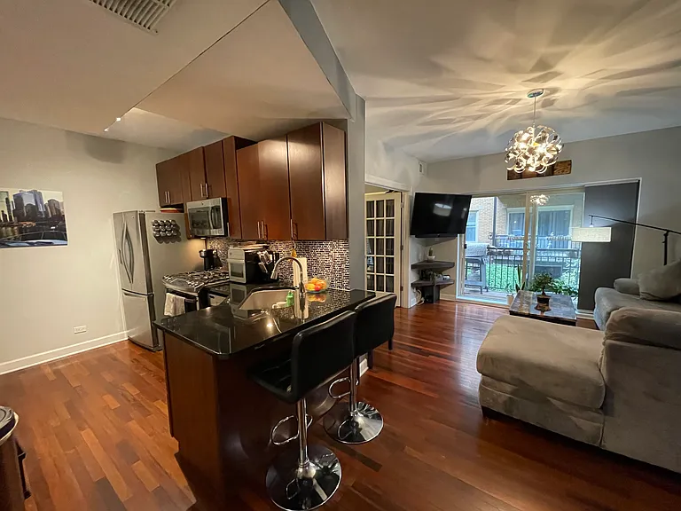 4718 N Beacon St #1W — Photo 5