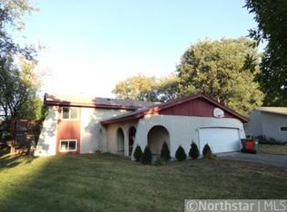 10926 Robinson Dr NW, Coon Rapids, MN 55433