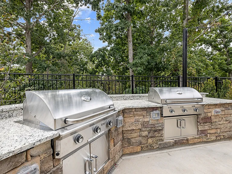 Conclave Glenwood — Photo 19