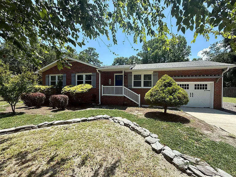1704 Canady Rd — Photo 1