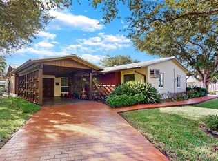 9405 SW 186th St, Miami, FL 33157