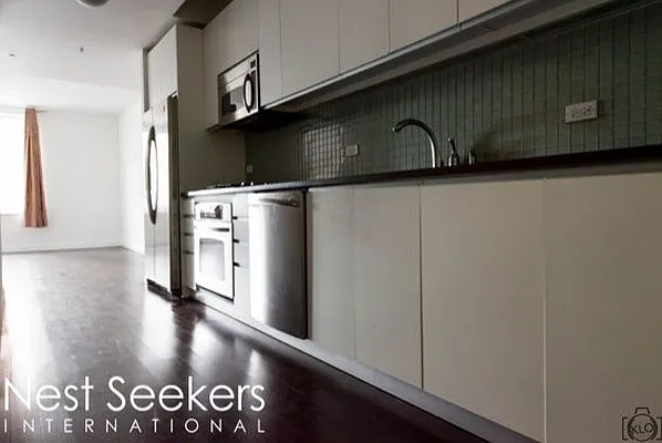 Sold by Nest Seekers International | media 2