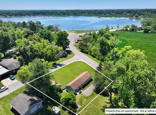 N1480 Orchid DRIVE, Genoa City, WI 53128