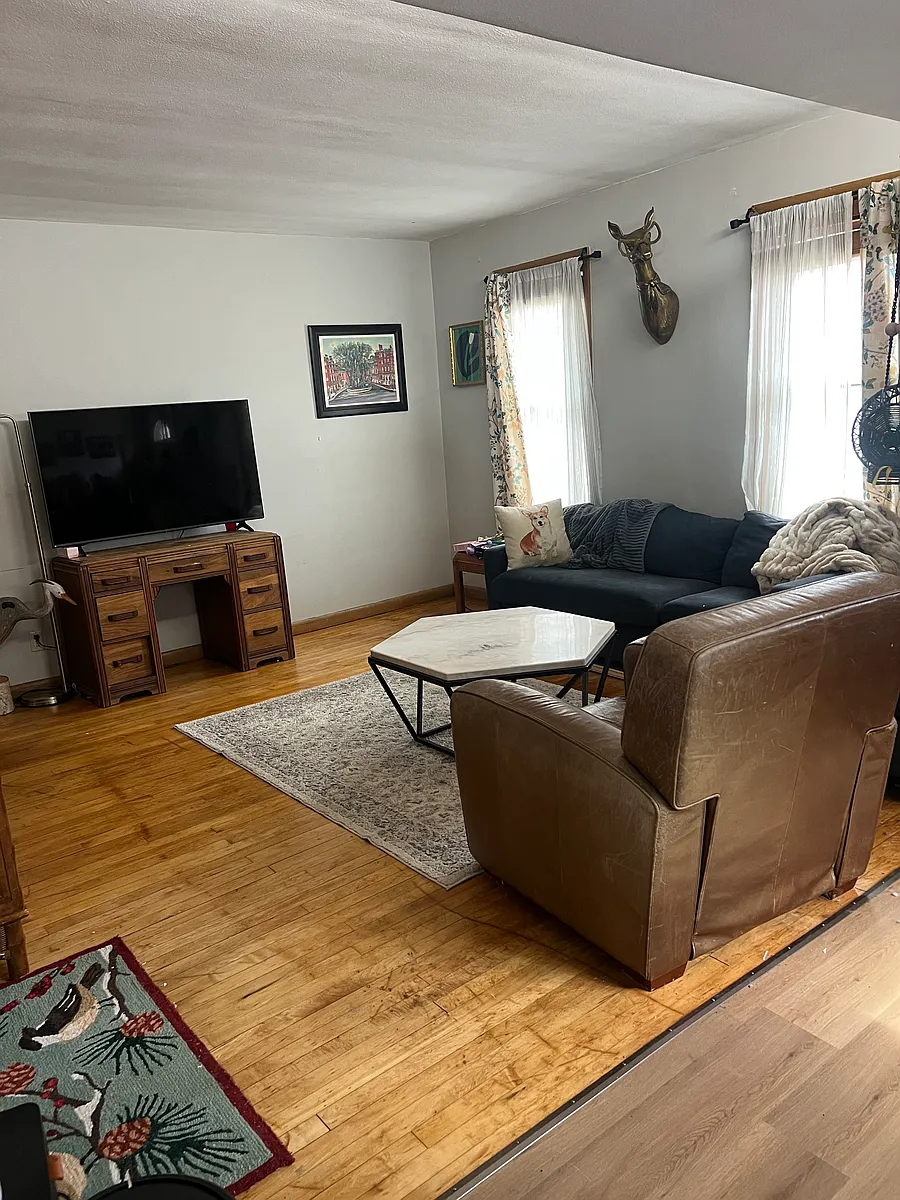 Building Photo - 2038 Sherman Ave #1