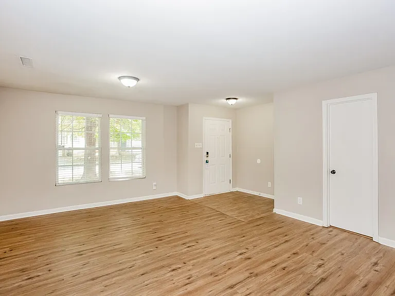 4214 Quinn Dr — Photo 6