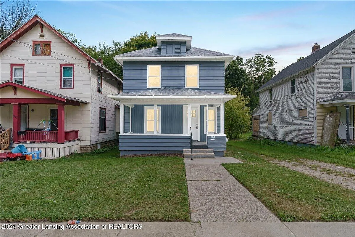 1419 Ada St photo 1