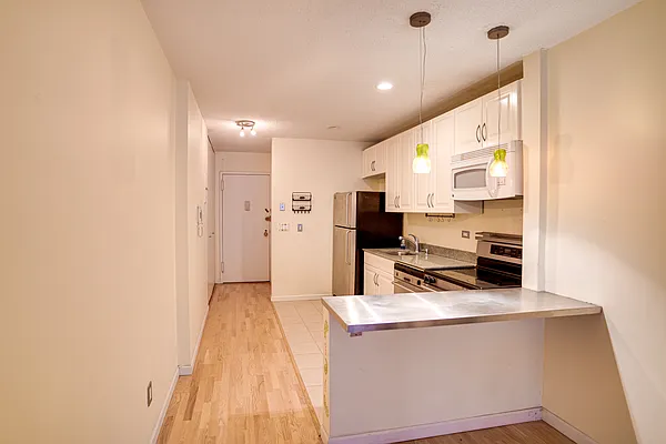 Rented by Oxford Property Group | media 26