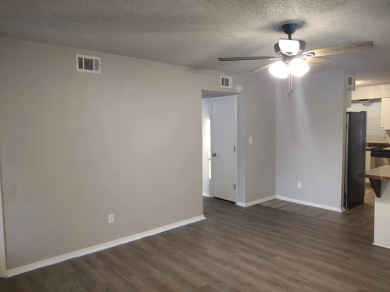 508 N Terry St #502 — Photo 13