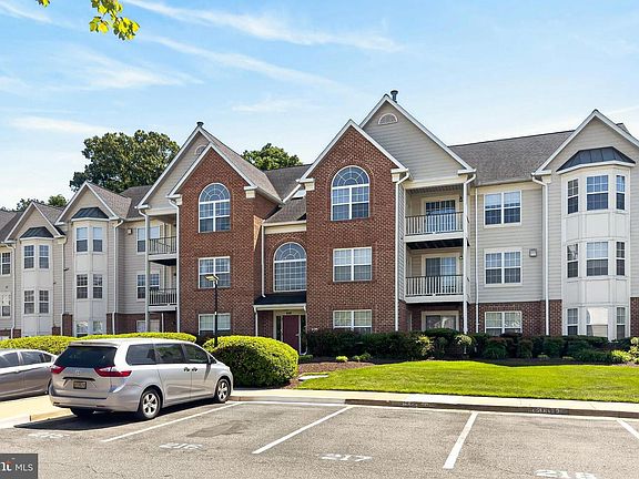 2nd image of 6900 Saint Ignatius Dr APT 201