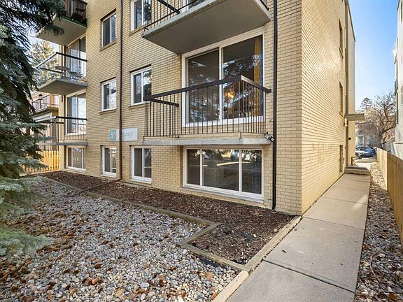 2nd image of 313 N 20th Ave SW #101