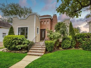 72 Lincoln Blvd, Merrick, NY 11566