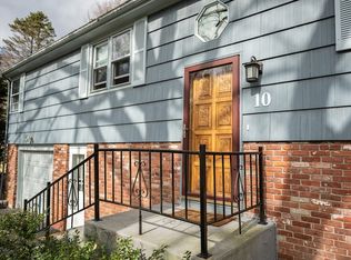 10 Chris Rd, Oxford, MA 01540