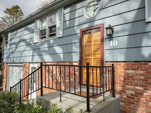 10 Chris Rd, Oxford, MA 01540