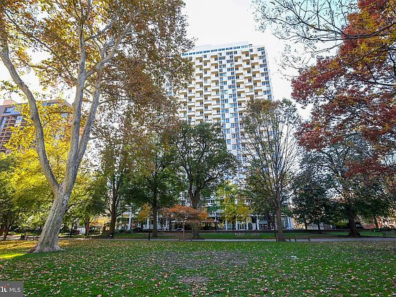 4th image of 604-36 S Washington Sq #2311