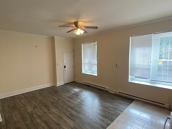 3rd image of 3400 N 17th St APT 1F