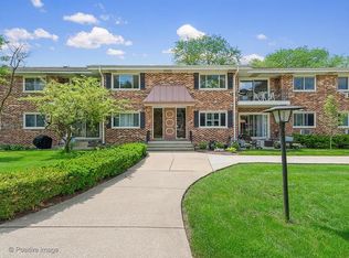 35 N Main St APT 30, Glen Ellyn, IL