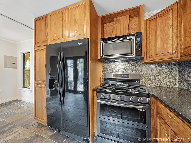 3172 S Woodward Blvd E — Photo 14