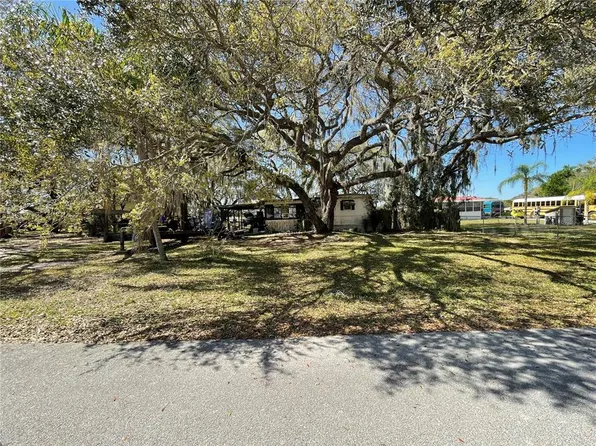 281 NW RIVERSIDE ROAD, OKEECHOBEE, FL 34974