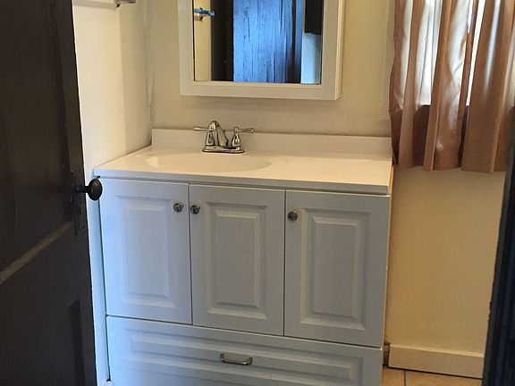 First bath, ceramic, totally updated