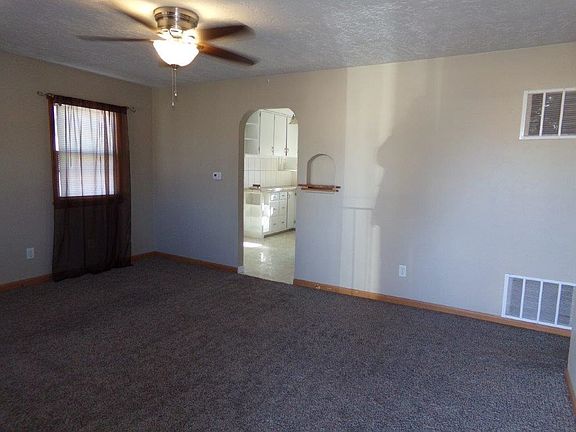 3rd image of 1314 W 4th St