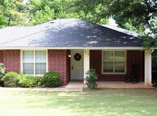 312 W Oakland Ave, Washington, OK 73093