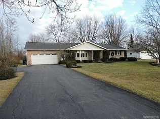 1105 New Rd, Amherst, NY 14228