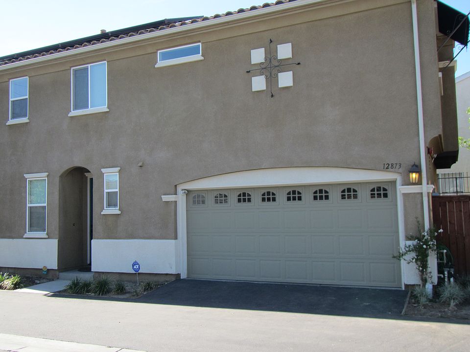1st image of 12873 Avenida Bonita