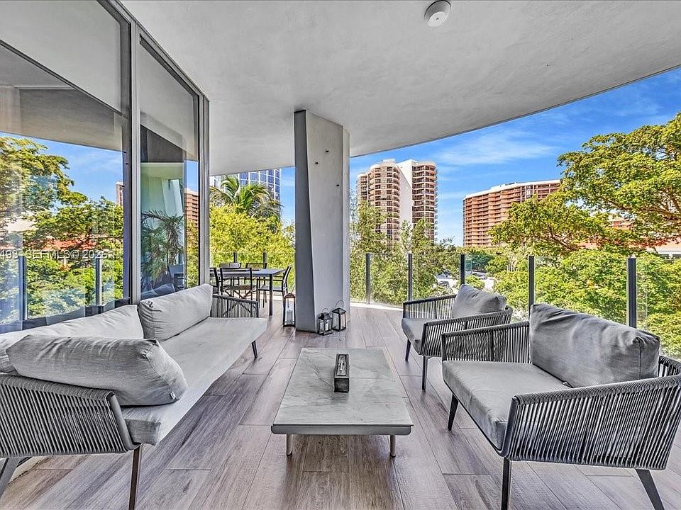1st image of 2831 S Bayshore Dr #501