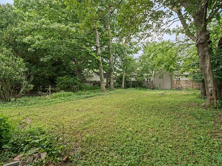 1600 Victoria Ave #DOWN — Photo 22