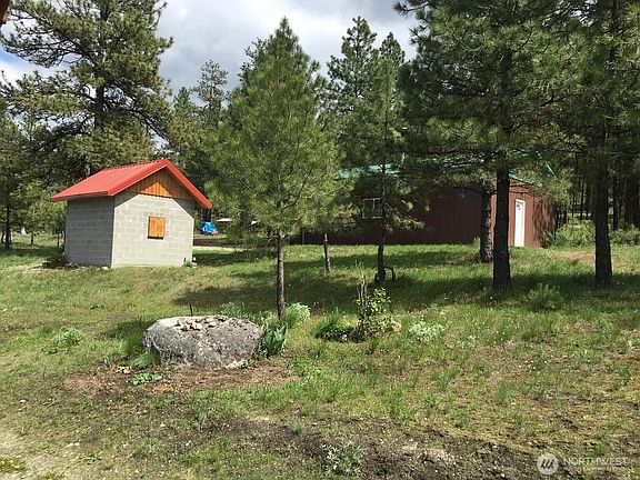 5th image of 21 Deer Ridge Road
